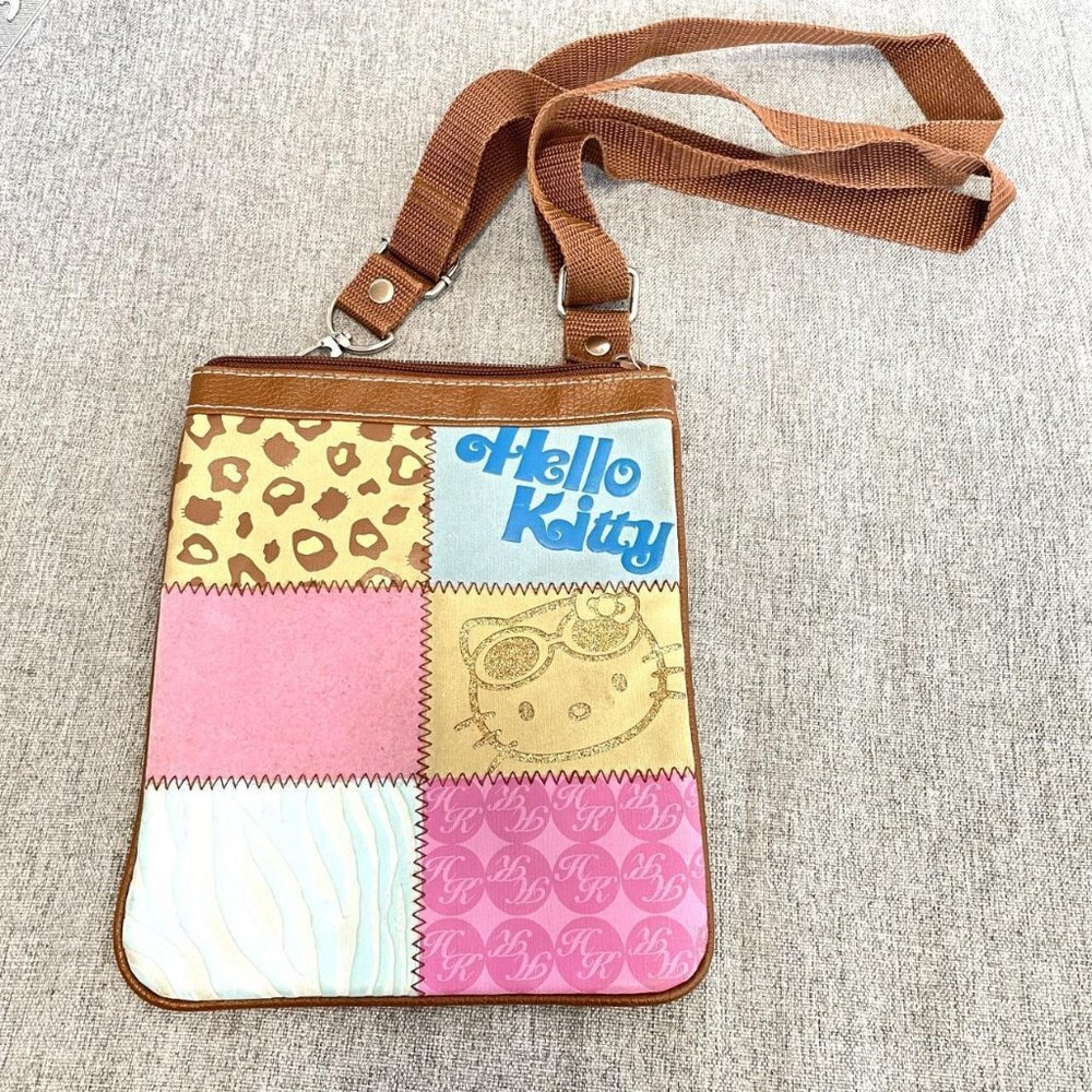 Y2K RETRO PATCHWORK SANRIO HELLO KITTY STRAP BAG